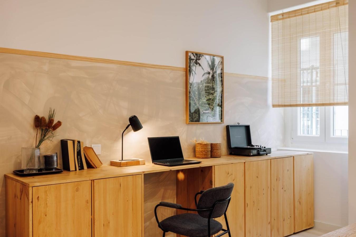 Hinako - 2 Bedrooms And Terrace In Arroios Lisboa