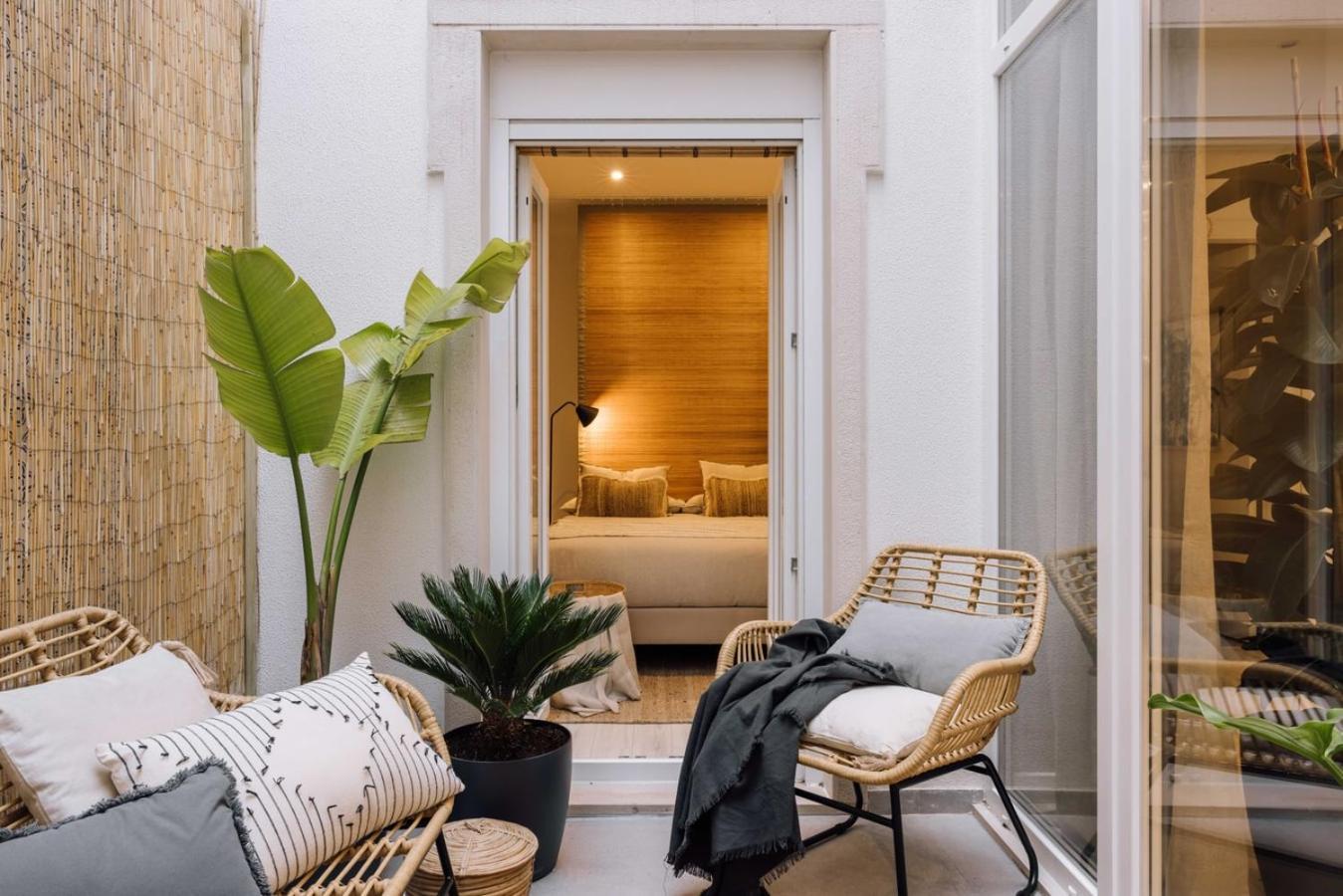 Hinako - 2 Bedrooms And Terrace In Arroios *